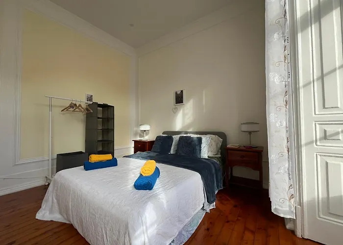 Quarto No Apartamento Pombal Lisboa